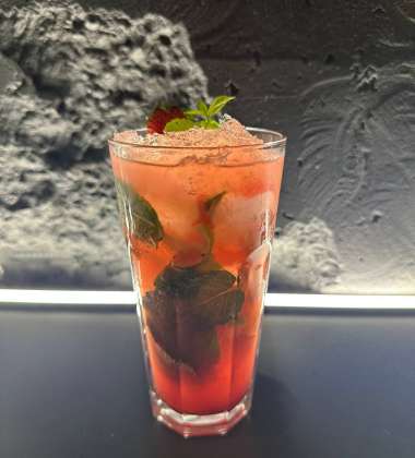 MOHITO полуничний